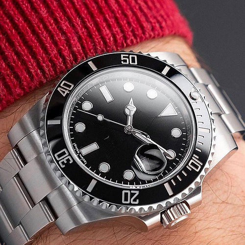 Automatic Silver Belt And Black Dial Analog Quartz Men's Watch